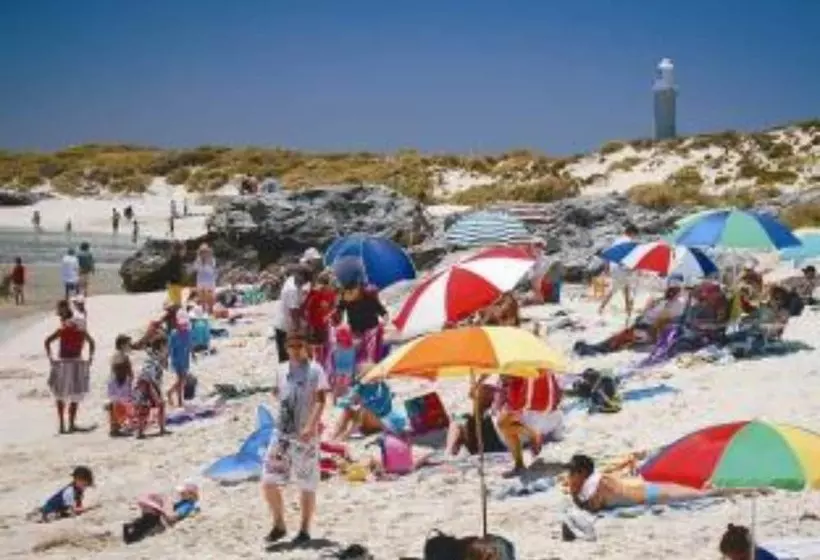 استراحتگاه Stay Rottnest
