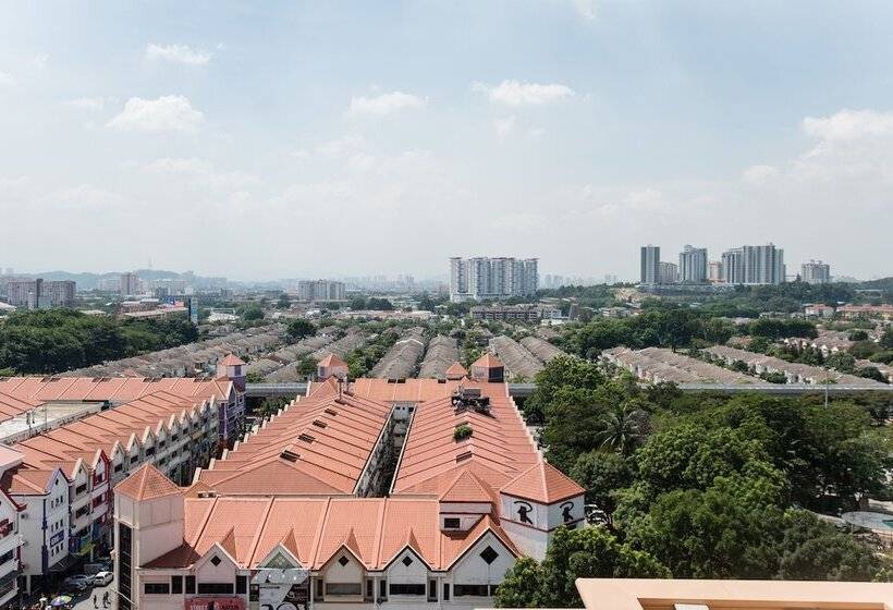 W Studio Resort Suites At Pyramid Tower