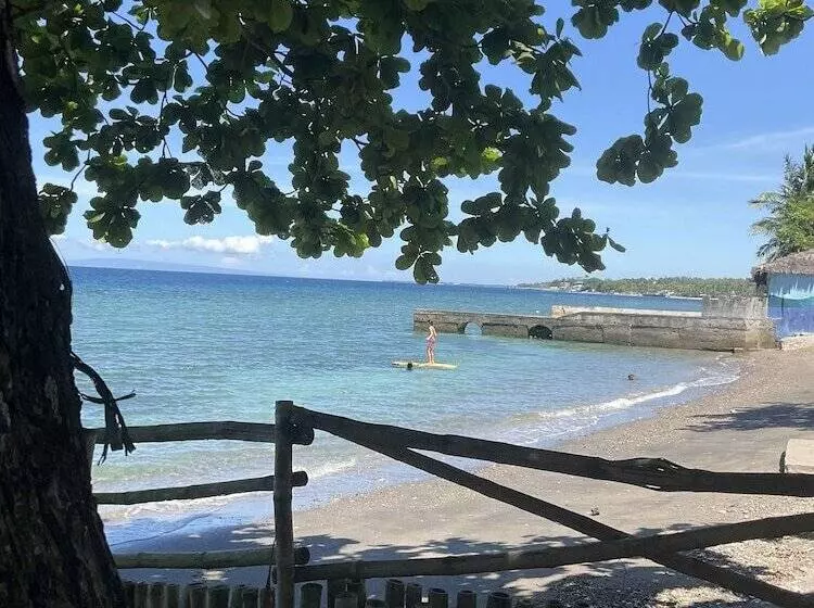 Retkeilymaja Boochee Beach
