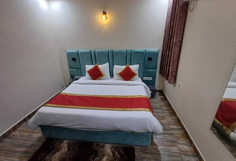 Hotel Dr Indraaprasthaa