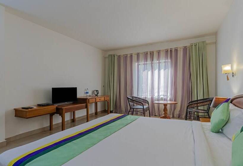 هتل Treebo Sadhoo Heritage