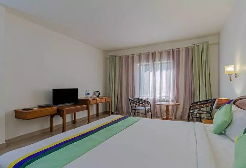 ホテル Treebo Sadhoo Heritage