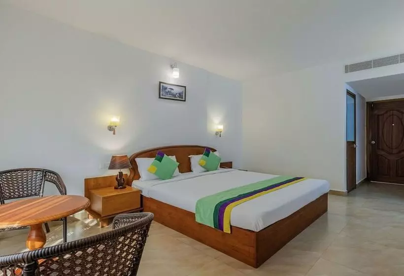 ホテル Treebo Sadhoo Heritage