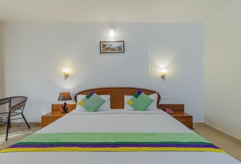 هتل Treebo Sadhoo Heritage