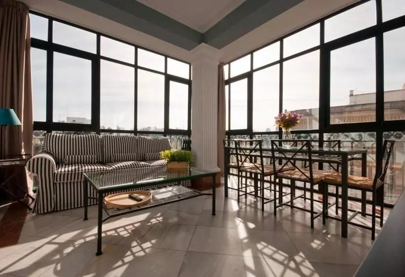 Apartamentos Avenida