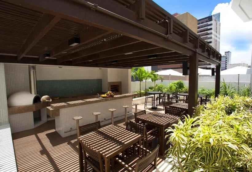 Astron Suítes Mondial Salvador By Nobile