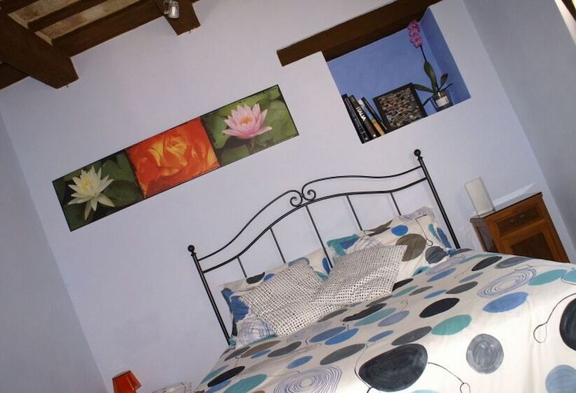 ベッドアンドブレックファースト Casa Il Girasole Con Piscina Nelle Marche