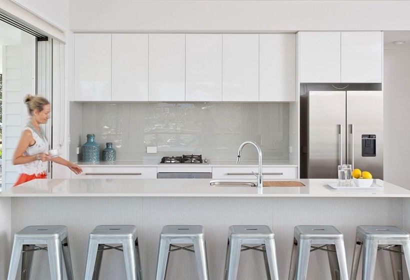 Bujerum Apartments On Burleigh