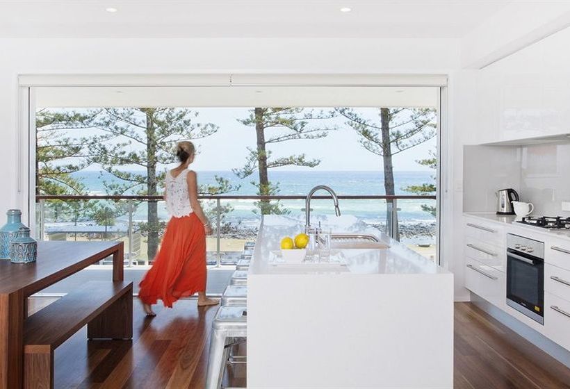 Bujerum Apartments On Burleigh