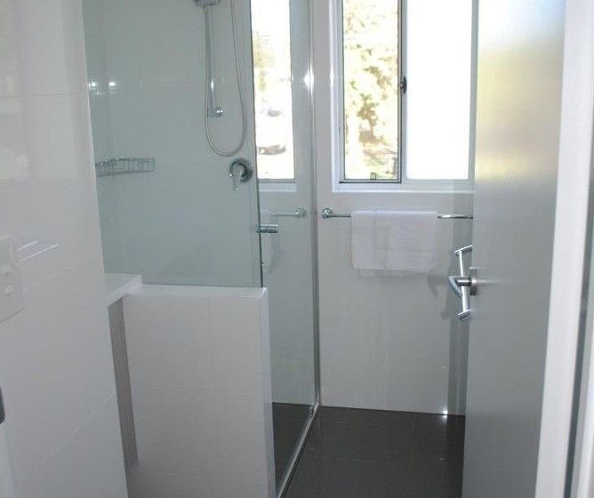 Bujerum Apartments On Burleigh