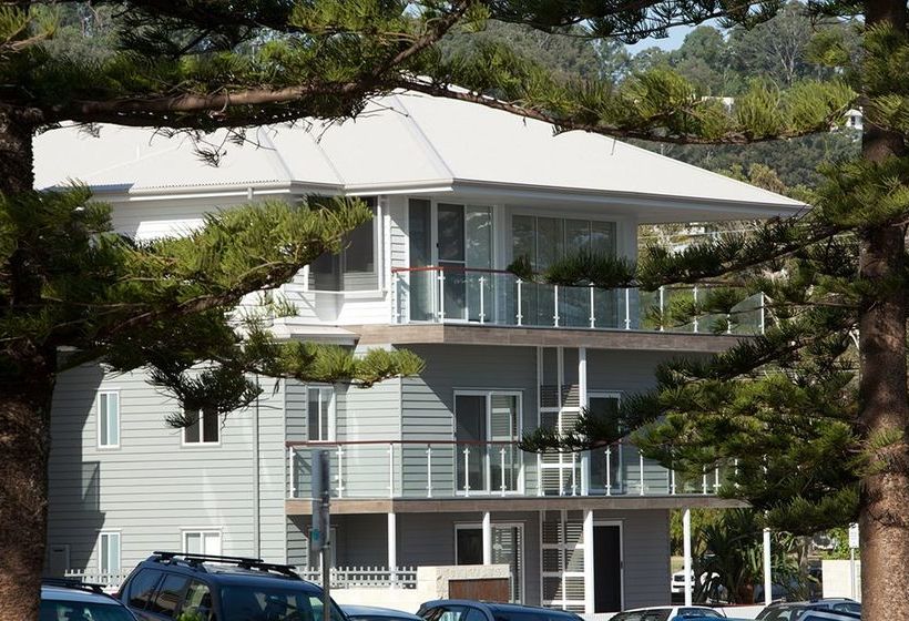 Bujerum Apartments On Burleigh