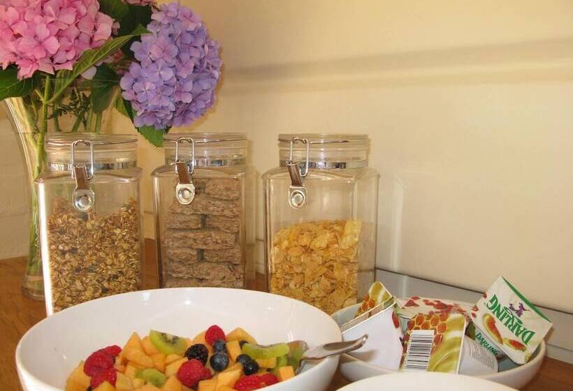 Casablanca Bed & Breakfast