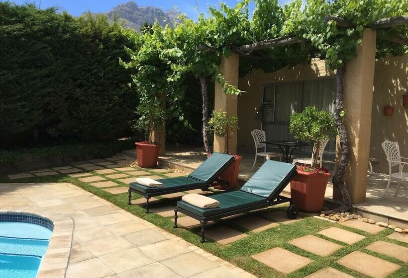 Casablanca Bed & Breakfast