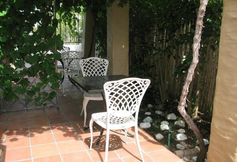 Casablanca Bed & Breakfast