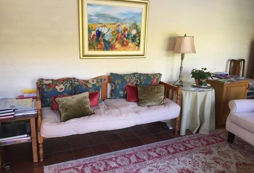 Casablanca Bed & Breakfast