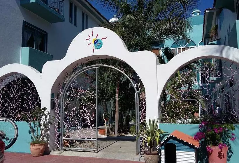 ホテル Delphinus Inn