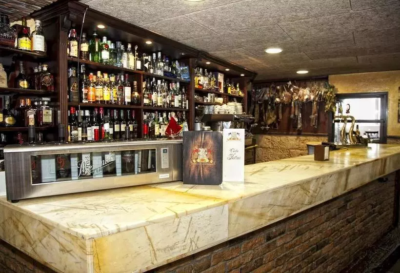 ホテル Restaurante El Castillo