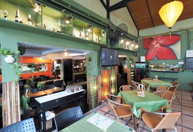 هتل Green House 1998