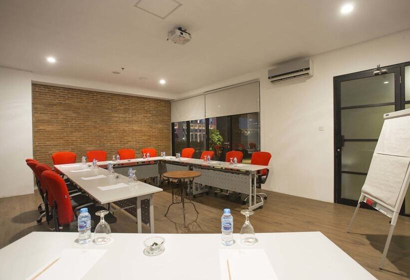 Liberty Hotel Thamrin Jakarta