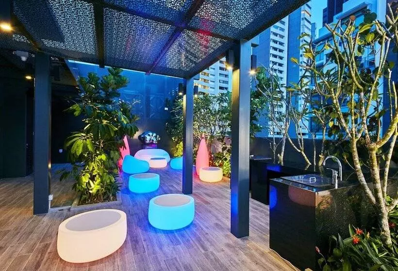 هتل Oakwood Studios Singapore