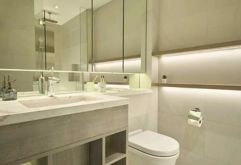 هتل Oakwood Studios Singapore