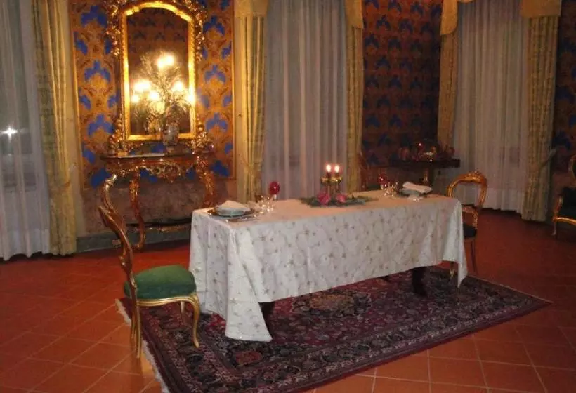 ホテル Palazzo Torriani