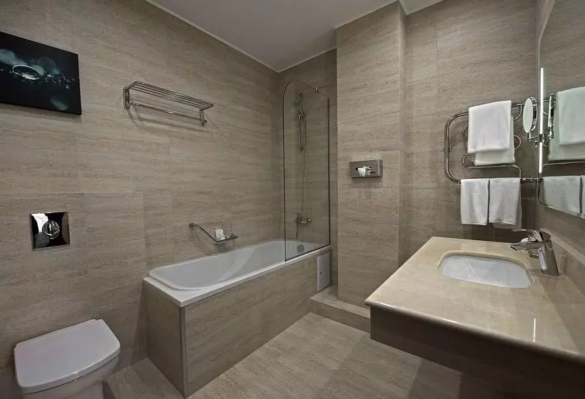 Ramada By Wyndham Rostov On Don Hotel And Spa