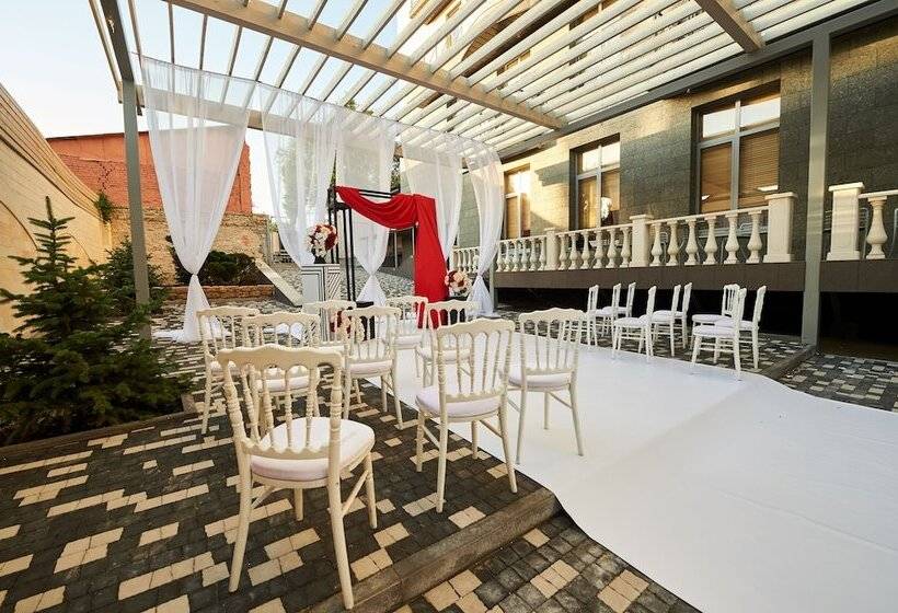 Ramada By Wyndham Rostov On Don Hotel And Spa