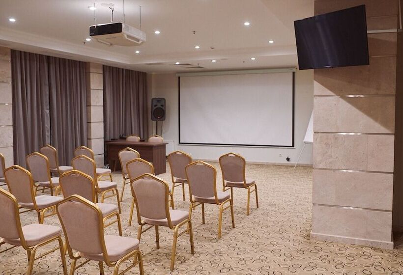 Ramada By Wyndham Rostov On Don Hotel And Spa