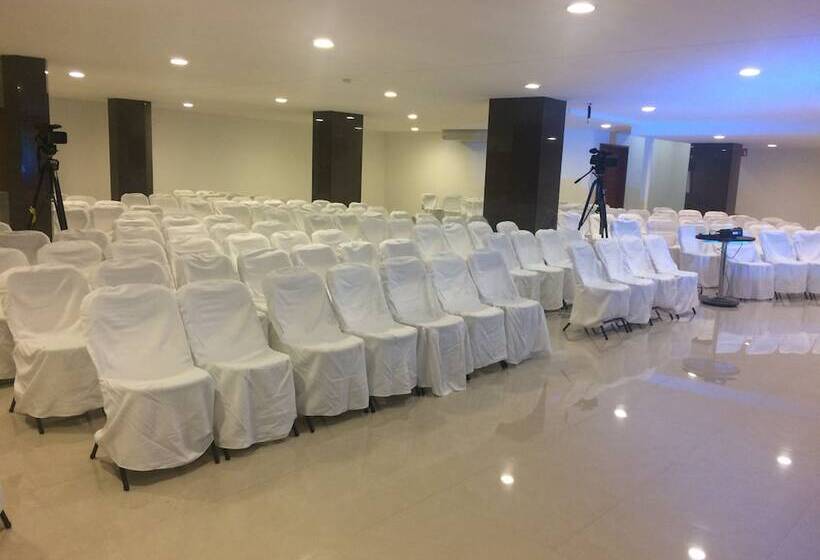 فندق Real Plaza Aguascalientes