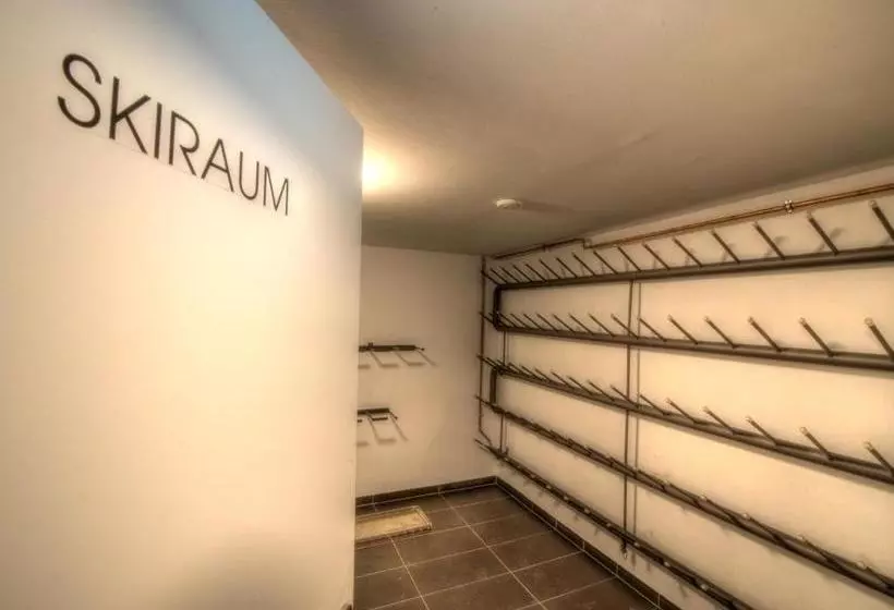 هتل Residence Alpin Kaprun