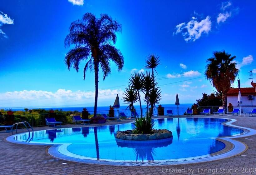 Rosy Hotel Residence