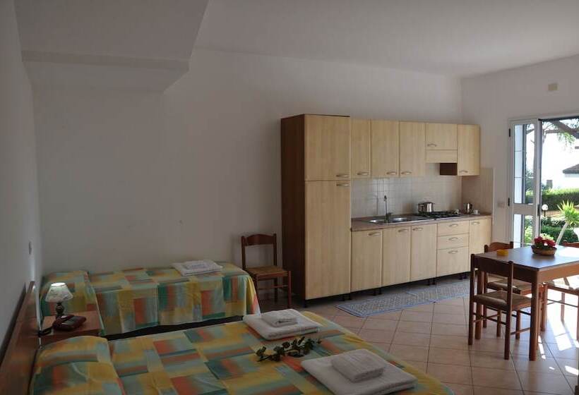 Rosy Hotel Residence