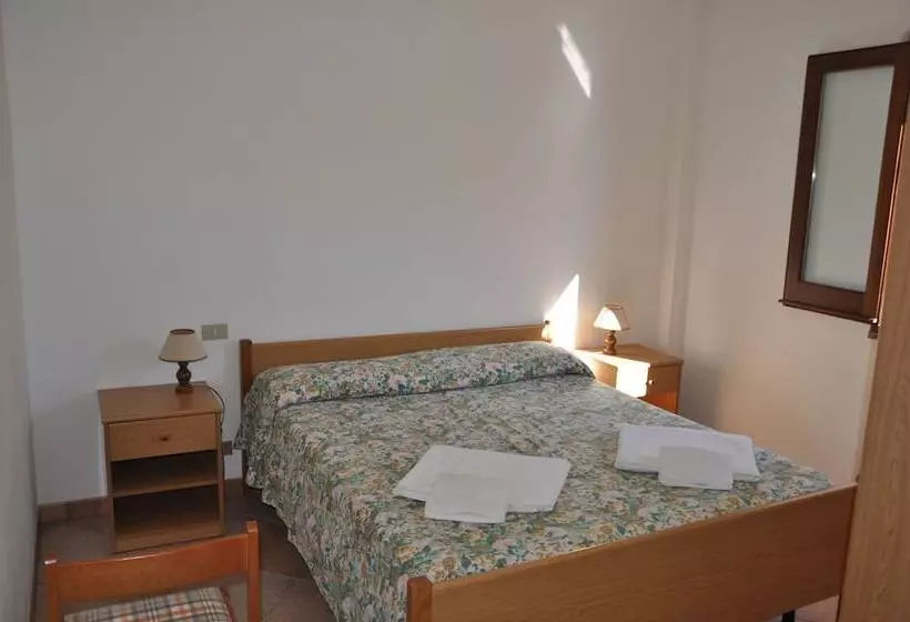 Rosy Hotel Residence