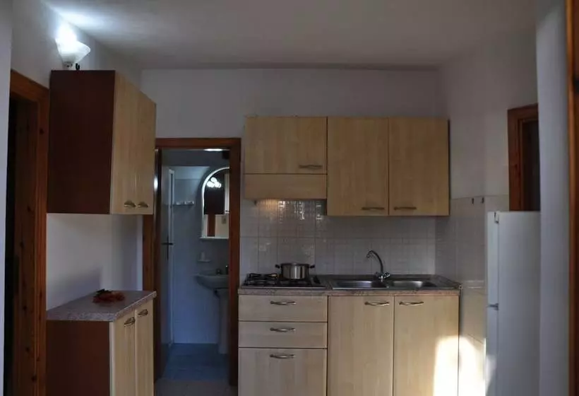 Rosy Hotel Residence