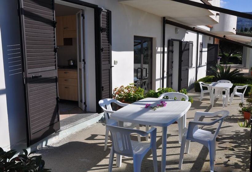 Rosy Hotel Residence