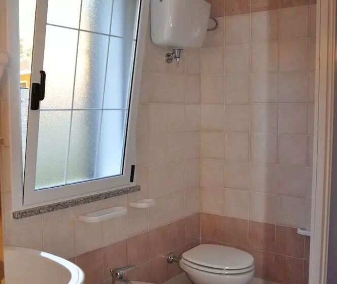 Rosy Hotel Residence