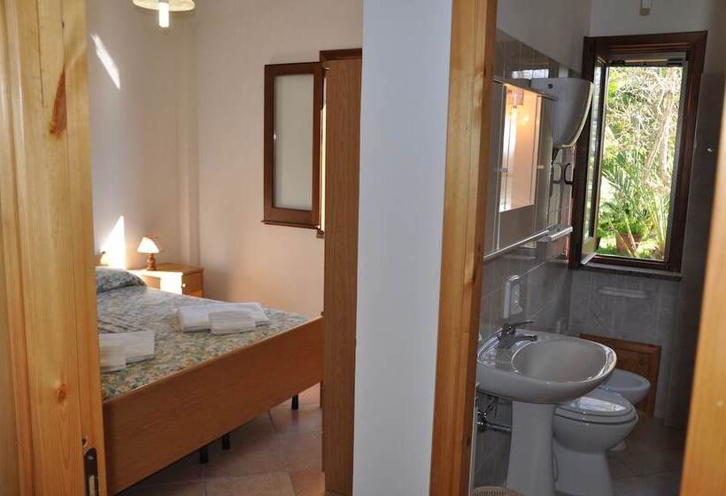 Rosy Hotel Residence