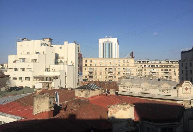 هتل Rompromo Plus Accommodation