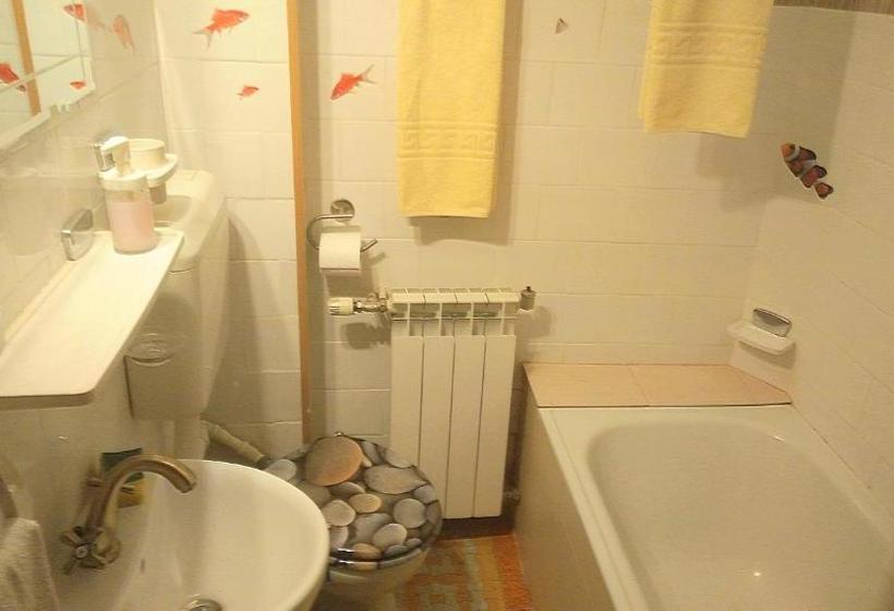 هتل Rompromo Plus Accommodation