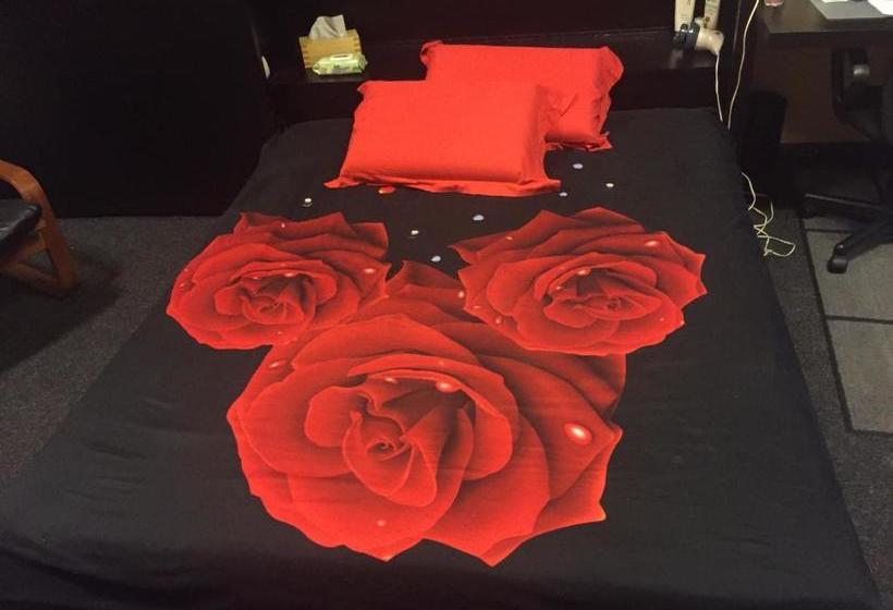 هتل Rompromo Plus Accommodation