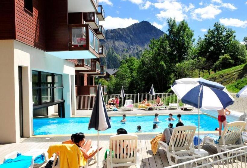 Отель Résidence Goélia Les Terrasses Du Corbier