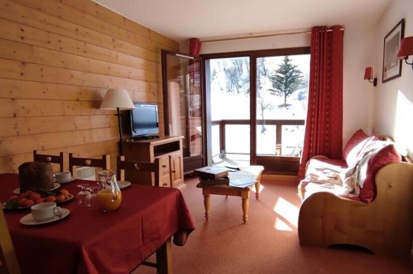 Отель Résidence Goélia Les Terrasses Du Corbier