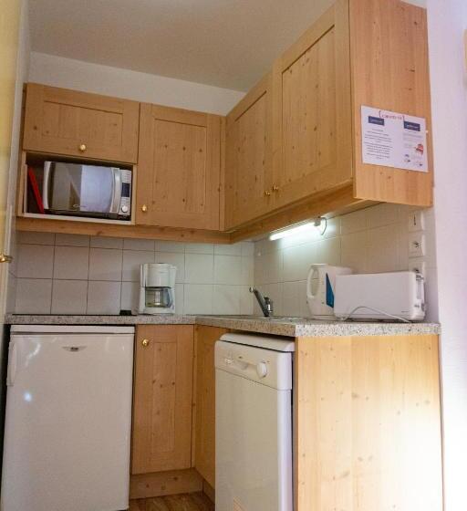 Отель Résidence Goélia Les Terrasses Du Corbier