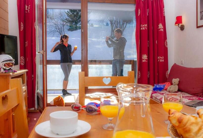 Отель Résidence Goélia Les Terrasses Du Corbier