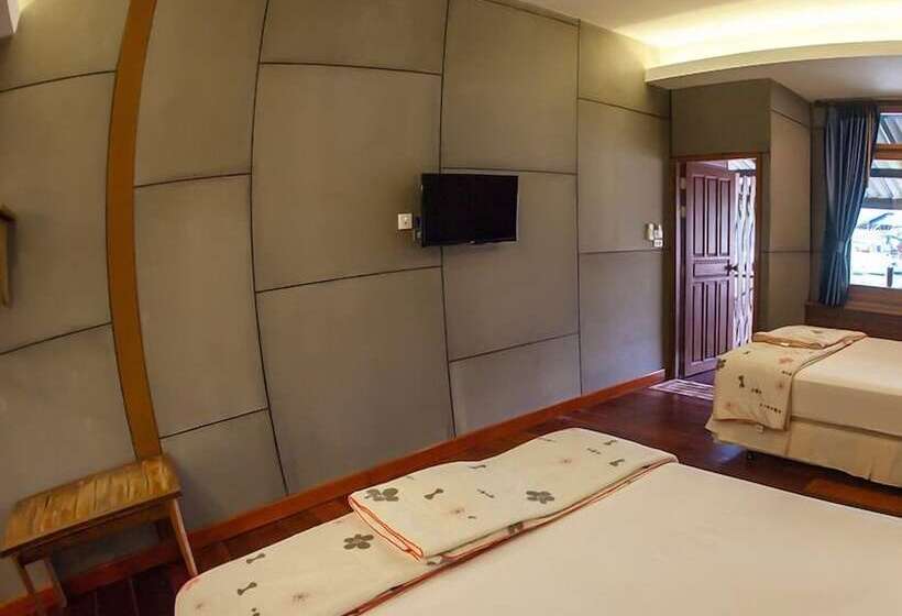 Отель Salakphet Resort