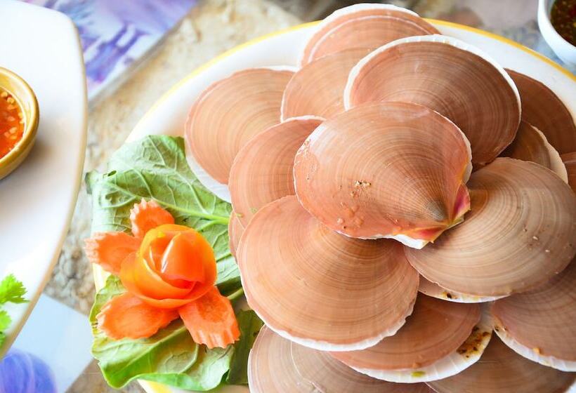 Отель Salakphet Resort