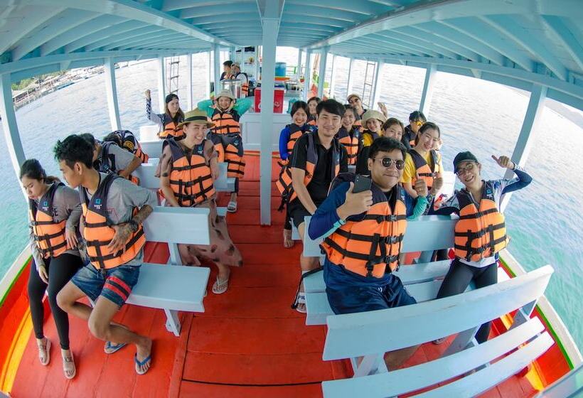 Отель Salakphet Resort