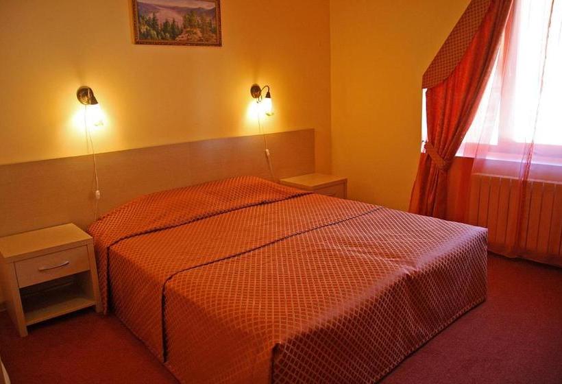 בית מלון כפרי Tatiana