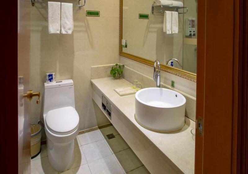 Vienna Hotel Shanghai Yangpu Wujiaochang